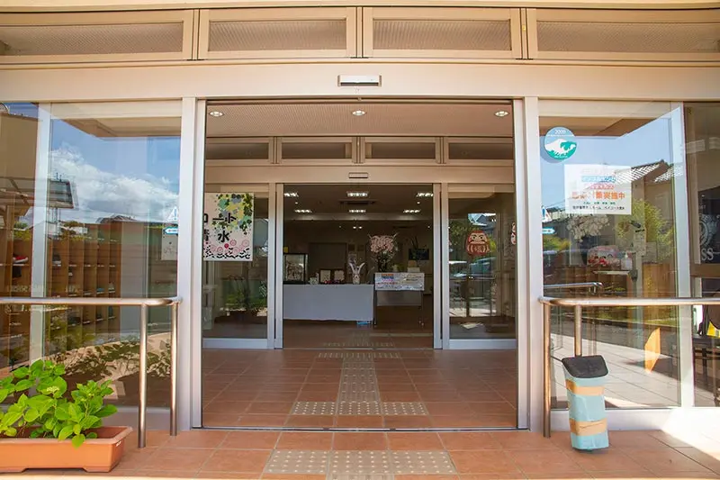 1階玄関ホールの写真